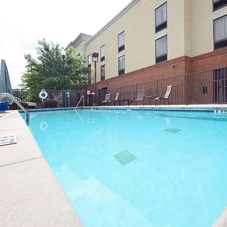 Hampton Inn Fayetteville Exterior photo