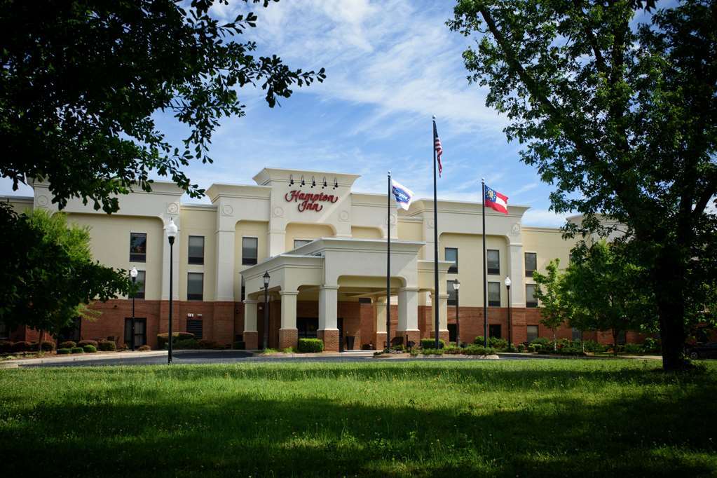 Hampton Inn Fayetteville Exterior photo
