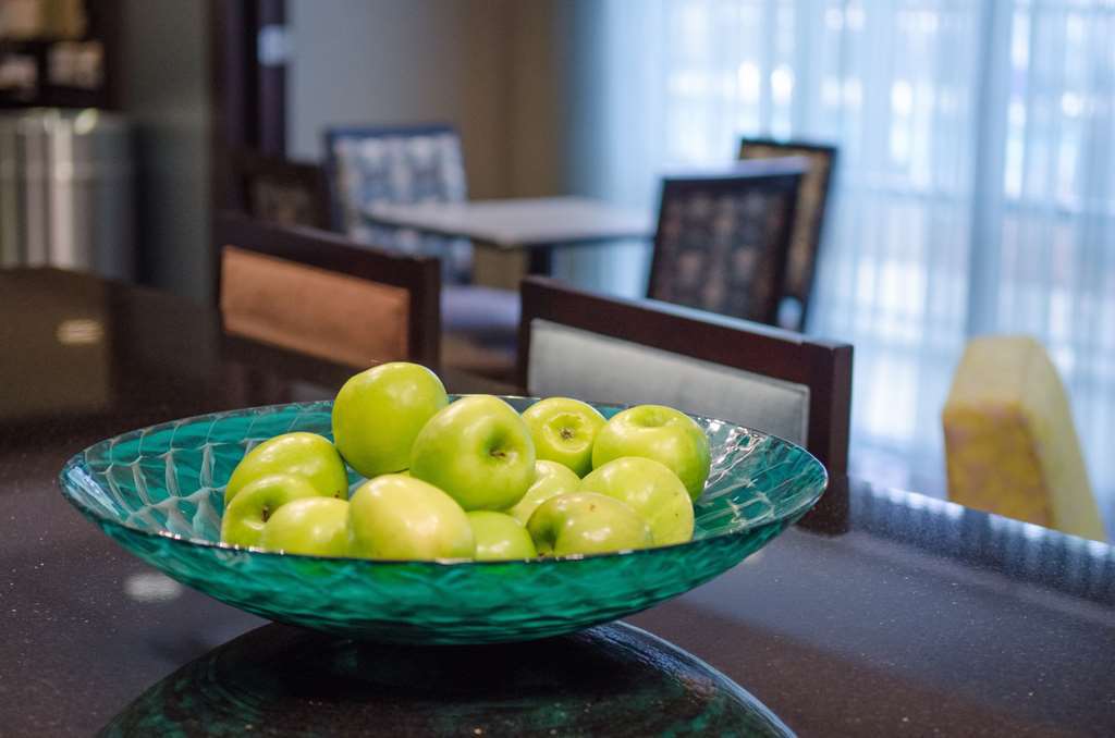 Hampton Inn Fayetteville Interior photo